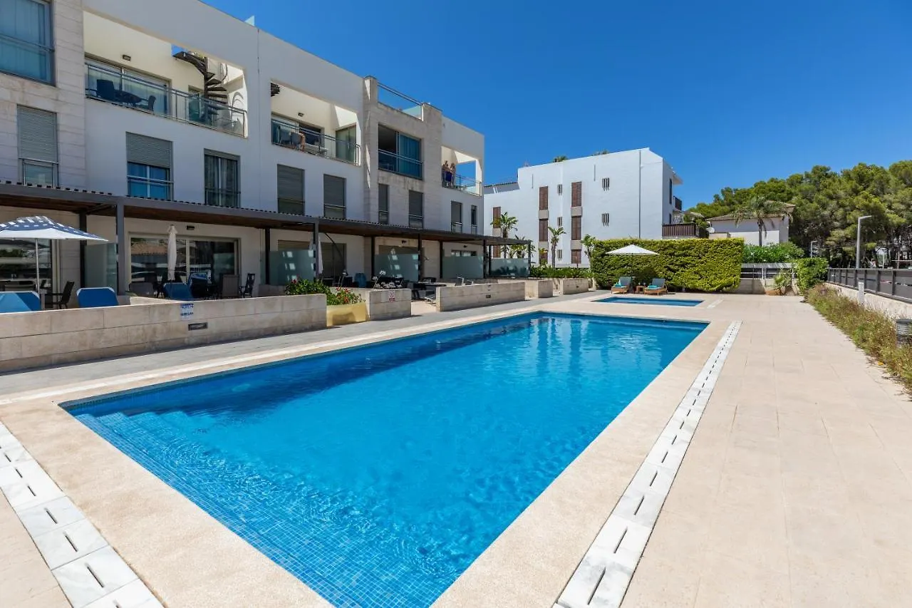 Apartment La Nau - Fantastic Apartment With Hot Tub And Pool, Just Steps Away From Beach بورت دي بوينسا إسبانيا