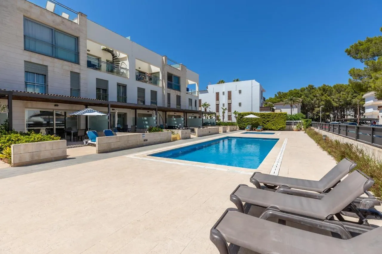 Apartment La Nau - Fantastic Apartment With Hot Tub And Pool, Just Steps Away From Beach بورت دي بوينسا إسبانيا