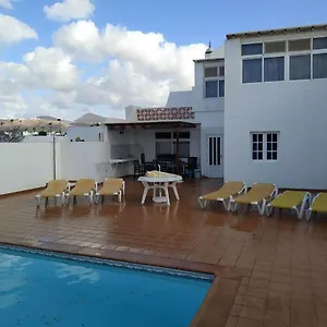 https://villa-mar-pocillos.in-canary-islands.com