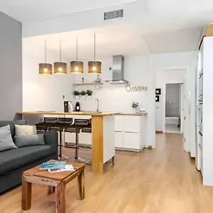 https://apartamento-a-5-min-de-calle-larios-con-parking.1costadelsol.com